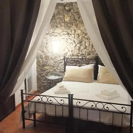 Casa Carmine Papa דירה *