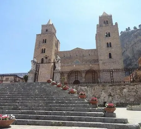 Casa Carmine Papa דירה *